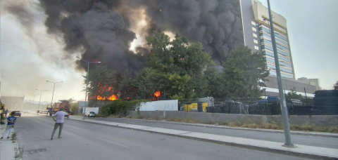 İzmir'deki yangında itfaiye raporu; 'mercek etkisi' şüphesi
