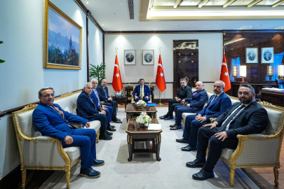 Cumhurbaşkanı Yardımcısı Yılmaz, ATO yönetimiyle görüştü