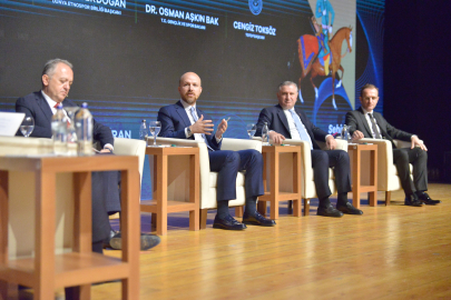 Bilal Erdoğan: Yaşadığımızın dönemin en büyük hastalığı her şeyin değersizleşmiş olması