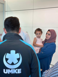 Gazzeli 4 hasta, tedavileri için Türkiye'ye getirildi (2)