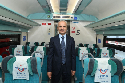 Bakan Uraloğlu: YHT'ler 100 milyondan fazla yolcuya hizmet verdi