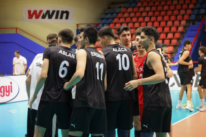 U19 Erkek Milli Voleybol Takımı Balkan Şampiyonası'nda yarı finalde