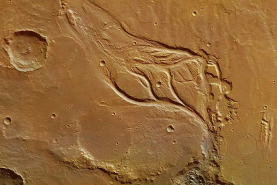Mars'ta eski nehir izleri keşfedildi