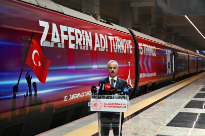 Bakan Uraloğlu: 15 Temmuz'da yayın yapan TÜRKSAT'ımız bugün bağımsızlığımızın sembolü
