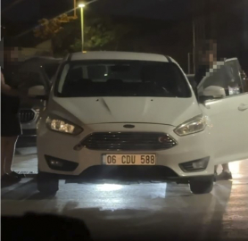 Ankara'da trafiğe çıkan çocuk sürücü kamerada