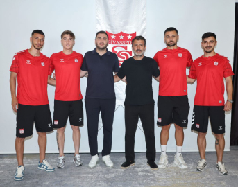 Sivasspor 4 oyuncuyla anlaşma sağladı