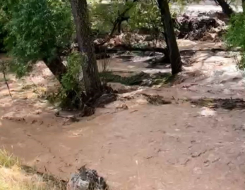 Mersin'de sağanak, sel ve taşkına yol açtı