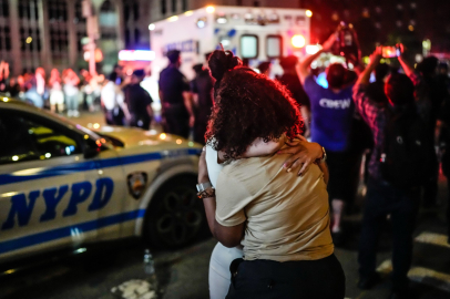 New York’ta silahlı saldırı: 1’i polis 4 kişi hayatını kaybetti