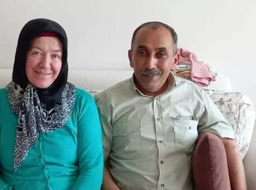 Otobüsün çarptığı otomobildeki çiftin öldüğü kaza kamerada