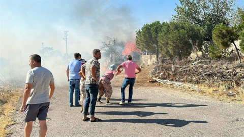 Çanakkale'deki 1400 hektar alanın zarar gördüğü yangını akli dengesi yerinde olmayan 2 kişi çıkarmış /Video eklendi