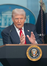 Trump: İran anlaşma yapmak istiyor