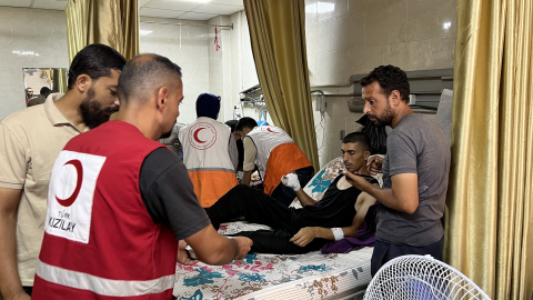 Türk Kızılay, Gazze’deki El Kudüs Hastanesine her gün sıcak yemek ulaştırıyor