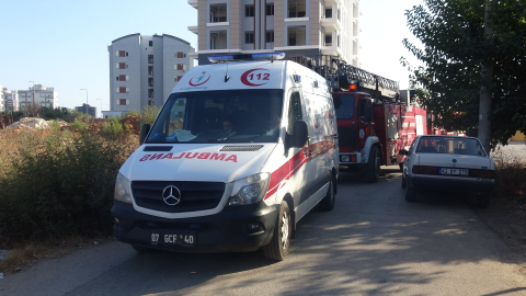 Bacadan sıçrayan alevler evi küle çevirdi