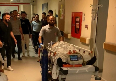 Bursa'da inşaat halindeki binanın 3’üncü katından düşen işçi yaralandı