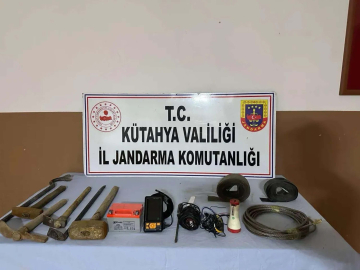 Kütahya'da kaçak tarihi eser kazısı yapan 6 şüpheliye gözaltı