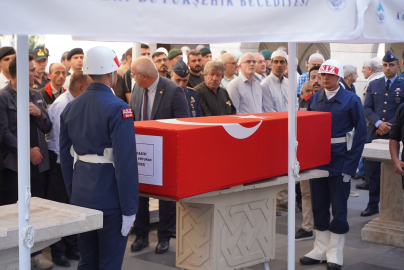 Hayatını kaybeden Kore gazisi, toprağa verildi