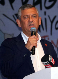 Özgür Özel: Kamu yararı gözetmeyen, gözü dönmüş madenciliğe sonuna kadar karşıyız