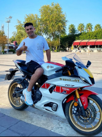 Antalya’da devrilen motosikletin sürücüsü öldü