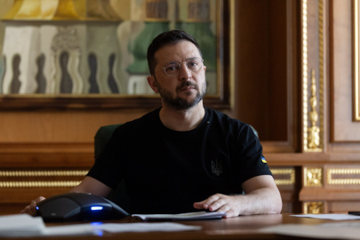 Zelenskiy: Rusya bir haftada yaklaşık 1550 İHA ve 1260'tan fazla güdümlü bomba ile saldırdı