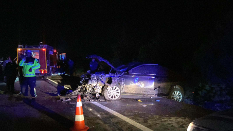 Eskişehir’de 2 otomobil çarpıştı; 1 ölü, 1’i AK Parti’li milletvekili 4 yaralı