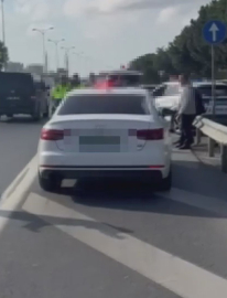 İstanbul - Esenler’de sahte plaka ve çakarlı otomobile 333 bin lira para cezası