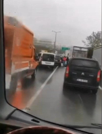 İstanbul - Esenyurt'ta zincirleme kazayı görüntüleyen şoför kamyonetle kadına çarptı