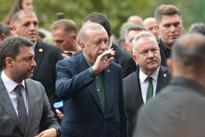 Cumhurbaşkanı Erdoğan, cuma namazını memleketinde kıldı