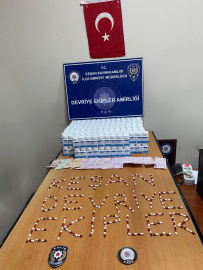 Park halindeki araçta 16 bin 744 sentetik hap ele geçirildi