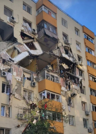 Romanya’da apartmanda patlama: 3 ölü, 13 yaralı