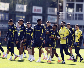 Fenerbahçe’de, Jhon Duran takımla beraber çalışmaya başladı