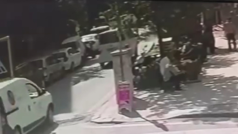 İstanbul - Kağıthane’de polisin 'Dur' ihtarına uymayan 21 yaşındaki Demirhan kazada hayatını kaybetti