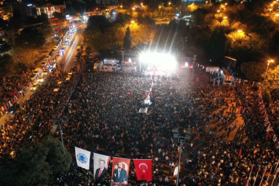 Tuzla’da Cumhuriyet'in 102’nci yılı Zeynep Bastık konseriyle kutlandı