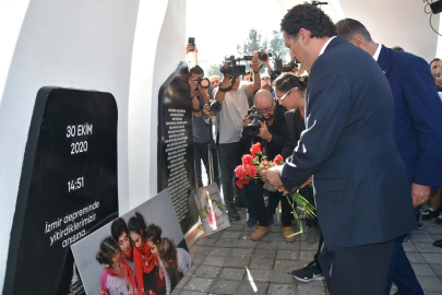 İzmir’de depremde hayatını kaybedenler anıldı
