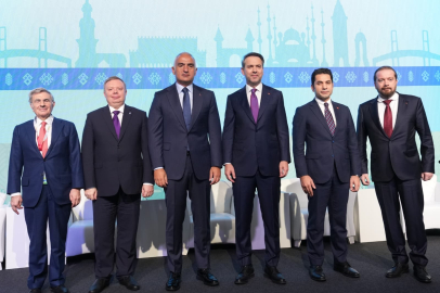 İstanbul- Bakan Ersoy: Turizm halklar arasında kültürel etkileşimi sağlayan bir köprüdür