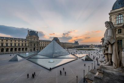 Louvre Müzesi’nde güvenlik önlemleri sıkılaştırılacak
