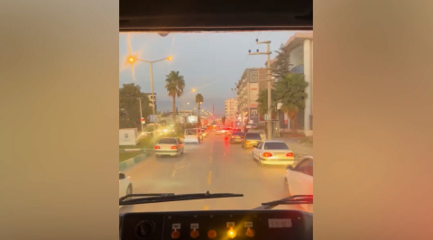 Osmaniye’de duyarlı sürücüler, itfaiyeye koridor oluşturdu