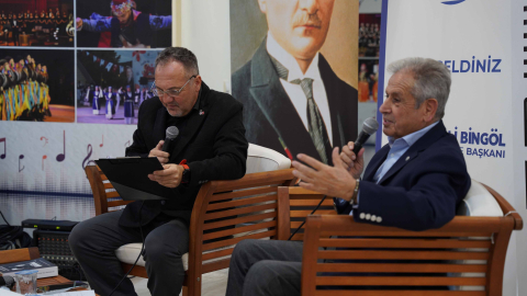 Mustafa Kemal Ulusu, Tuzla’da söyleşi yaptı