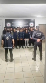 17 kaçak göçmene barınma ve iş imkanı sağlayan 2 şüpheliye gözaltı
