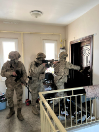 Nevşehir’de uyuşturucu operasyonu: 10 gözaltı