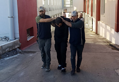 Sosyal medyada DEAŞ propagandası yapan 3 şüpheli tutuklandı