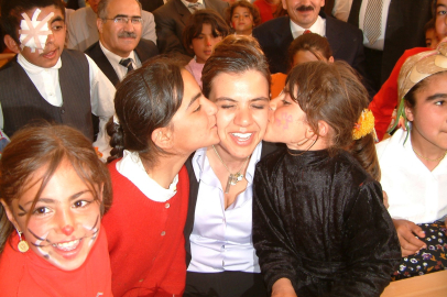 Milyonlarca Çocuğun Kalbine Dokunan “Ebru Uygun”