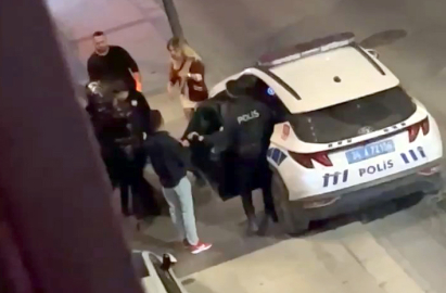 İstanbul - Avcılar’da düğün salonunda başlayan kavga sokakta devam etti