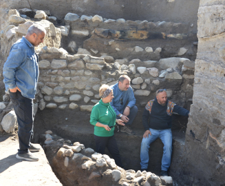 Değirmenler Höyük'te Karaz kültürüne ait hayvansal besin üretim mekanı bulundu / Ek fotoğraflar