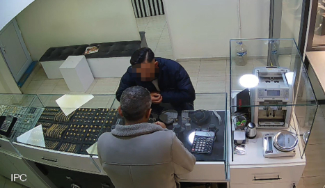 Iğdır - Kuyumculara sahte altın sattıkları öne sürülen anne ve 2 çocuğu yakalandı /Video eklendi