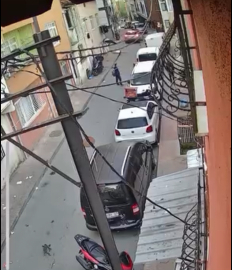 İstanbul - Beyoğlu'nda arkadaşını boynundan bıçaklayan ortaokul öğrencisi adli kontrolle serbest bırakıldı