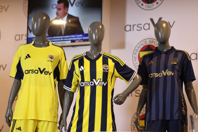 Fenerbahçe Kadın Futbol Takımı'na yeni isim ve forma göğüs sponsoru