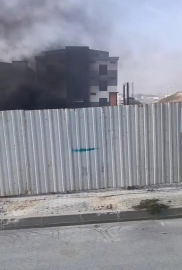 İstanbul - Arnavutköy'de iş makinesi alev alev yandı