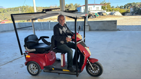 Emekli işçiden güneş enerjili bisiklet, el yapımı kompresör / Video eklendi