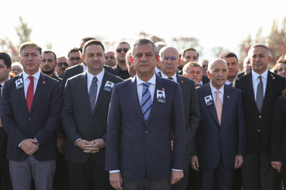 Ankara- Özgür Özel: Hayırlı bir laf etti, önemli bir adıma vesile olursa iyi olur /Video eklendi