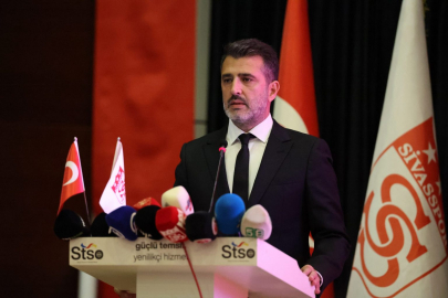 Sivasspor Kulüp Başkanı Karagöl görevinden ayrıldı